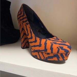 Forever 21 Orange and Blue Geometric Heels
